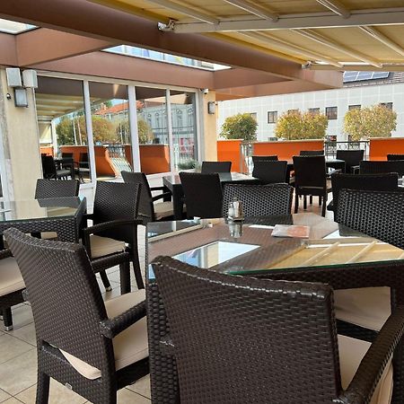 Hotel Garic Garesnica Esterno foto