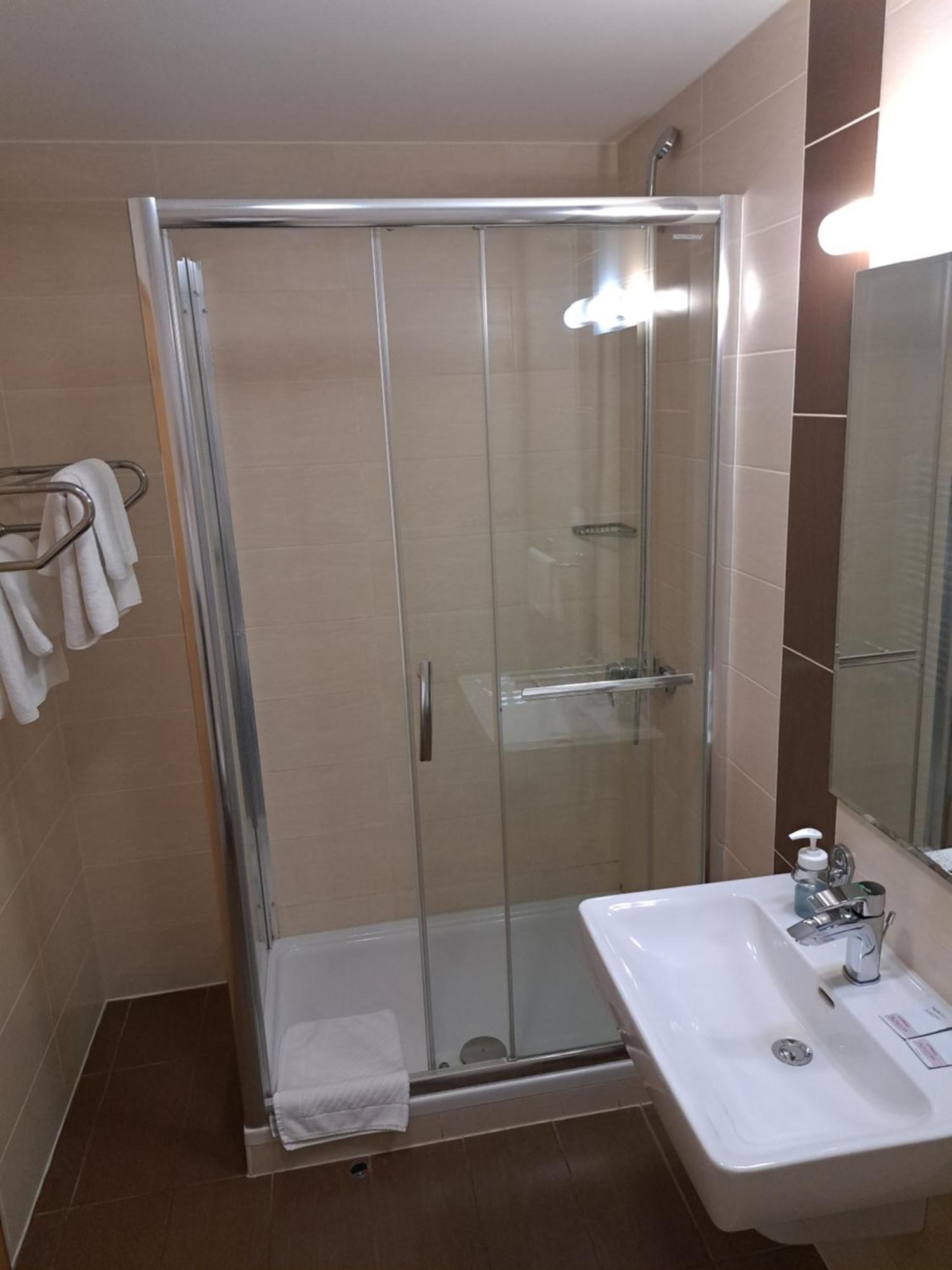 Hotel Garic Garesnica Esterno foto