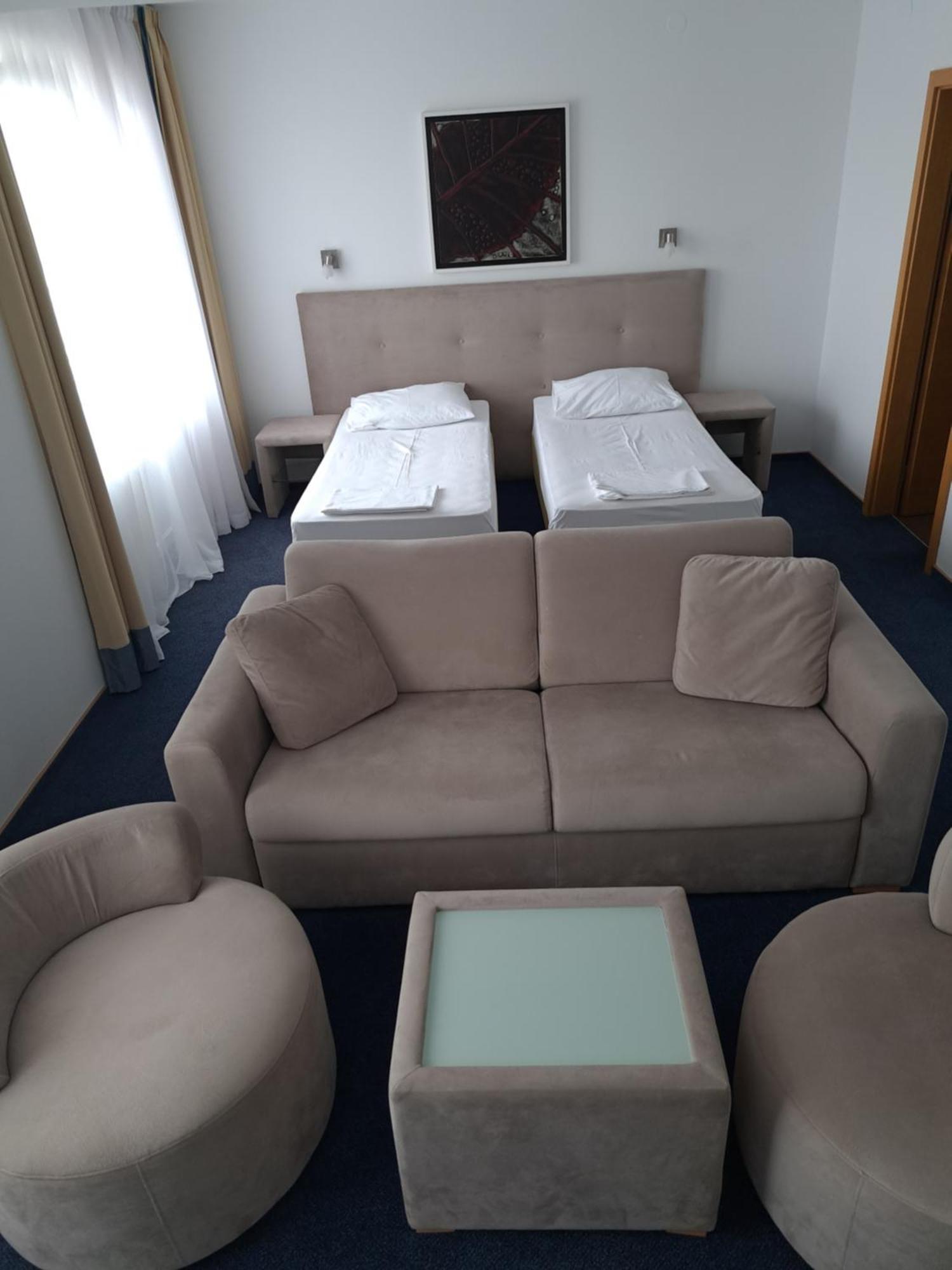 Hotel Garic Garesnica Esterno foto