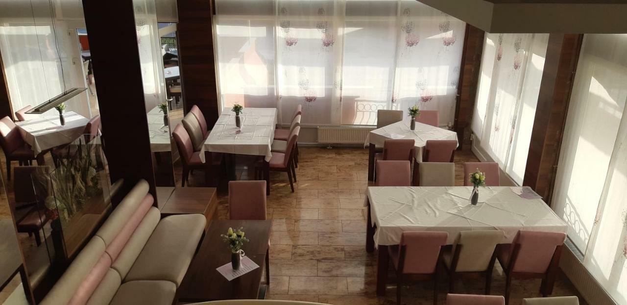 Hotel Garic Garesnica Esterno foto